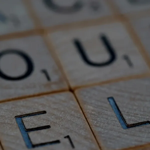 Can AI solve standardized logic puzzles at top-percentile level?