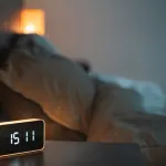 adjust my bedroom lights and alarm clock for the optimal sleep cycle