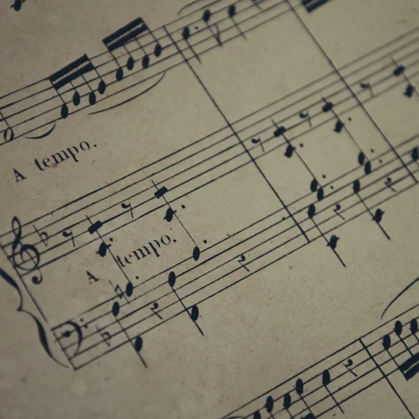 Can AI create sheet music live by listening to music being played?